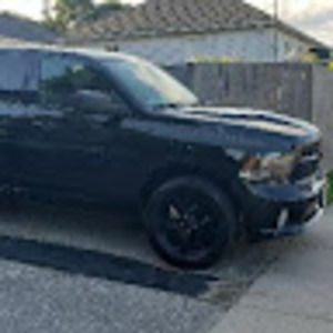 Meet your Posher, Phillip